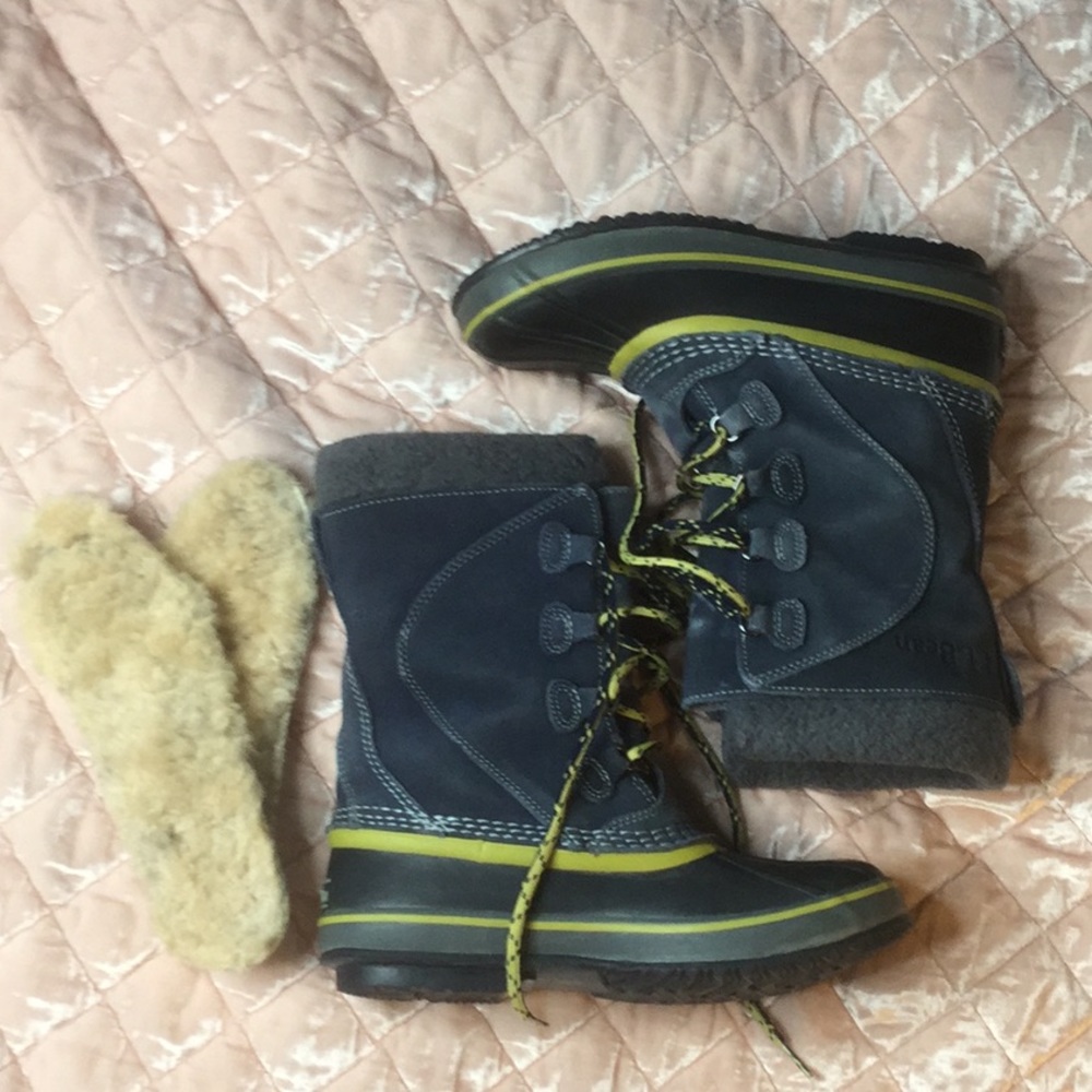 L.L. Bean Kids Blue and Yellow Rain & Snow Boots